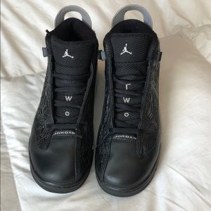 Jordan Two3 boys basketball shoes
